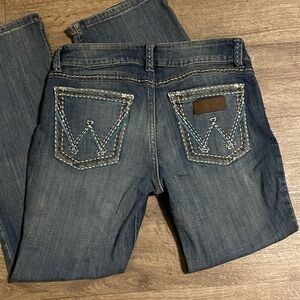 Cute! Wrangler jeans size 29
